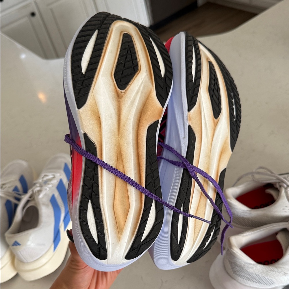 ASICS Megablast - Picture 3 of 4